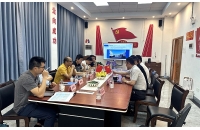 客戶(hù)參觀考察湘潭電機(jī)車(chē)生產(chǎn)廠家